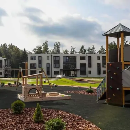 Three By The Sea At Albatross Apartmán